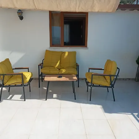 Δωμάτια σε οικογενειακή κατοικία Hayat